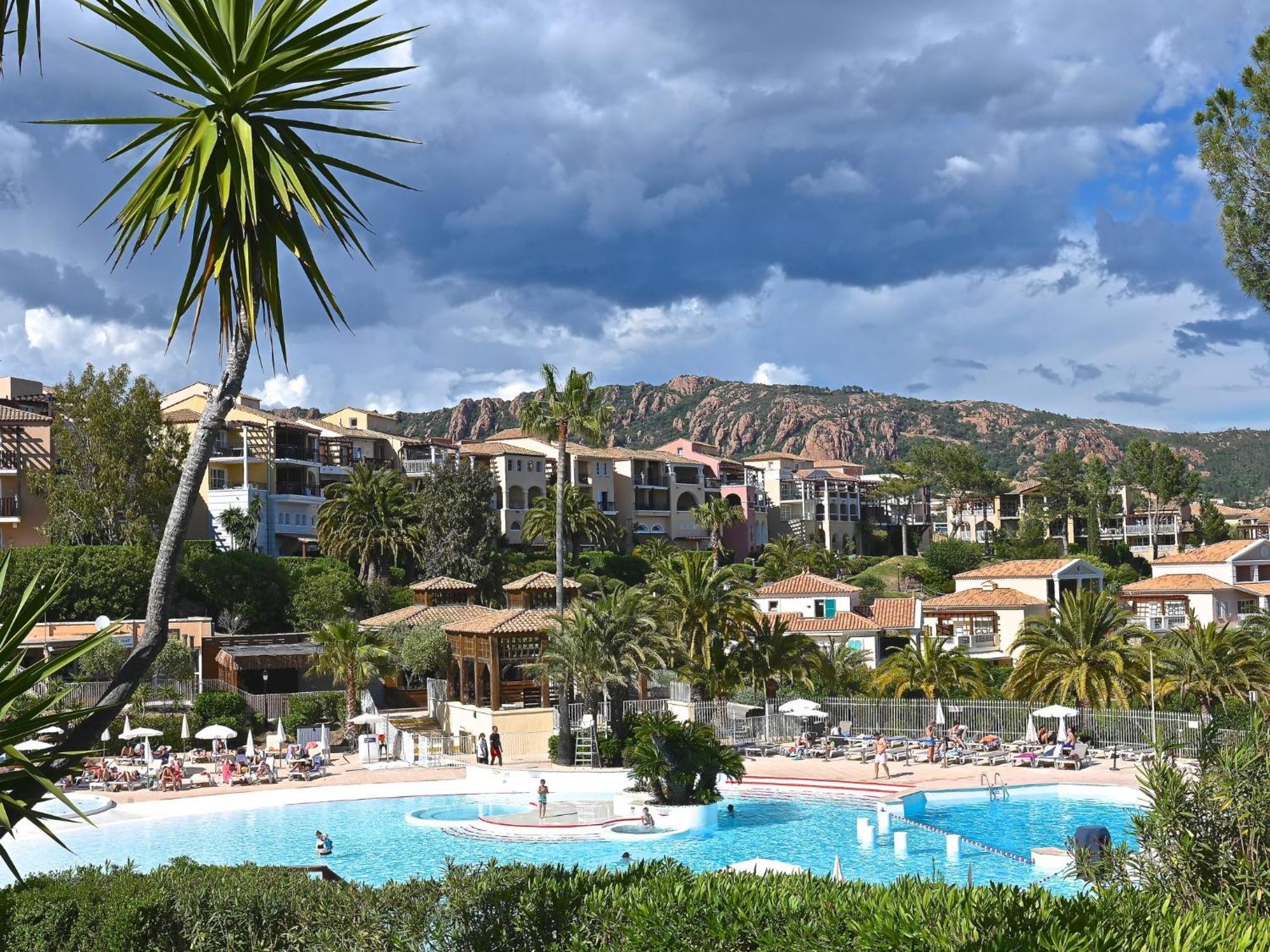 Apartment Village Cap Esterel - Le Village-52 By Interhome Saint-Raphaël Zewnętrze zdjęcie