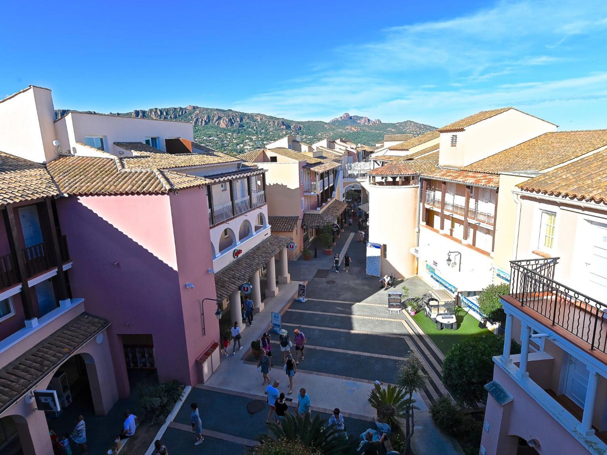 Apartment Village Cap Esterel - Le Village-52 By Interhome Saint-Raphaël Zewnętrze zdjęcie